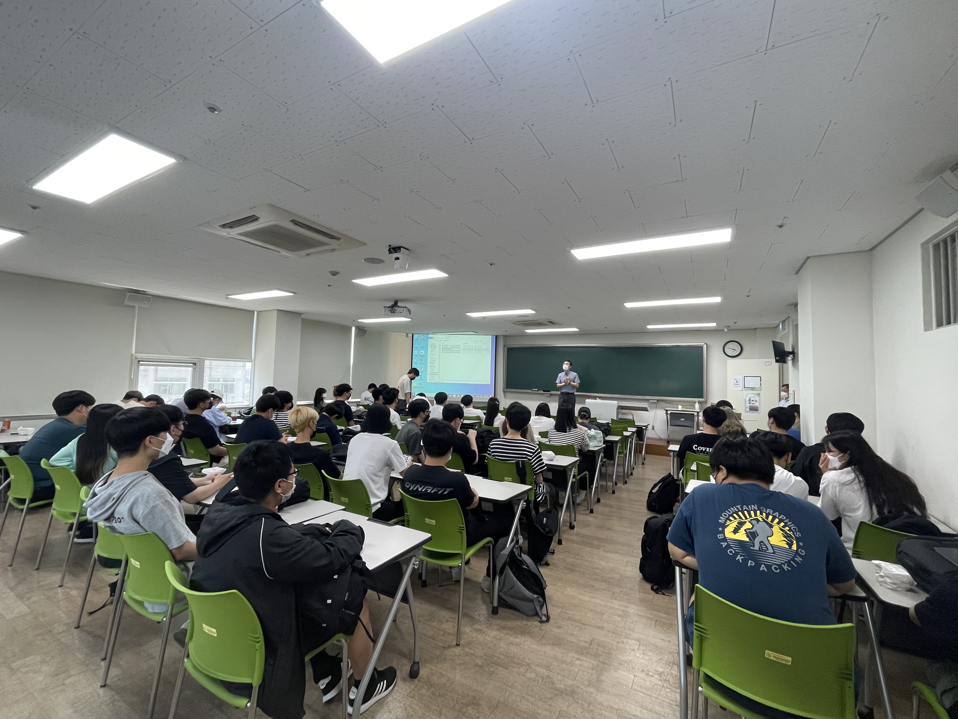 (06/02) 컴퓨터공학전공 1학년 집단상담 실시
